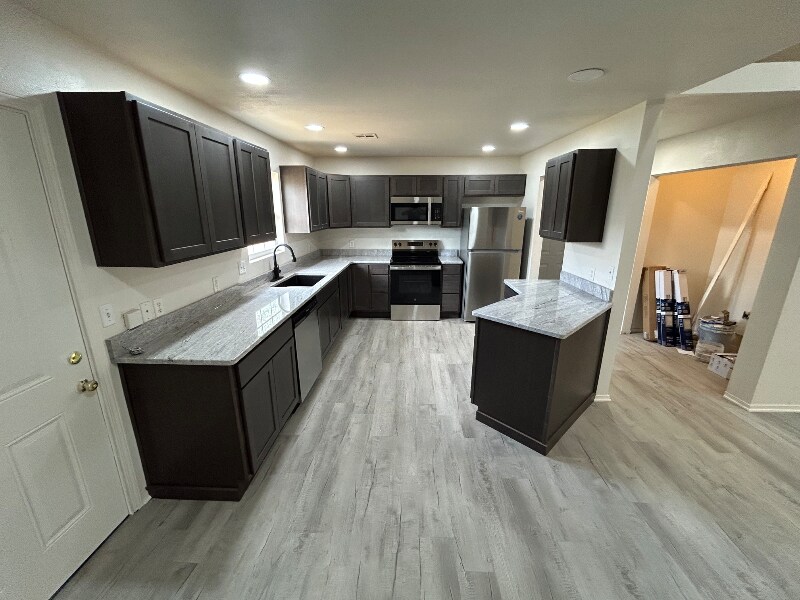Primary Photo - 63171 E 291 Rd