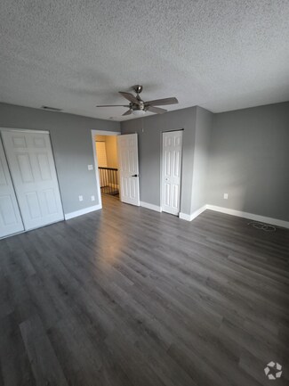 Building Photo - 470 NE 18th Ave
