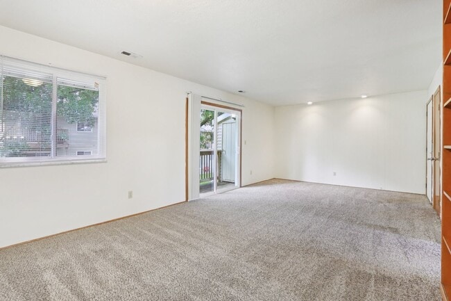 Interior Photo - Fountain Park