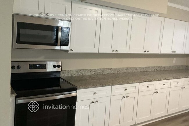 Building Photo - 5850 Whispering Pines Cir SW