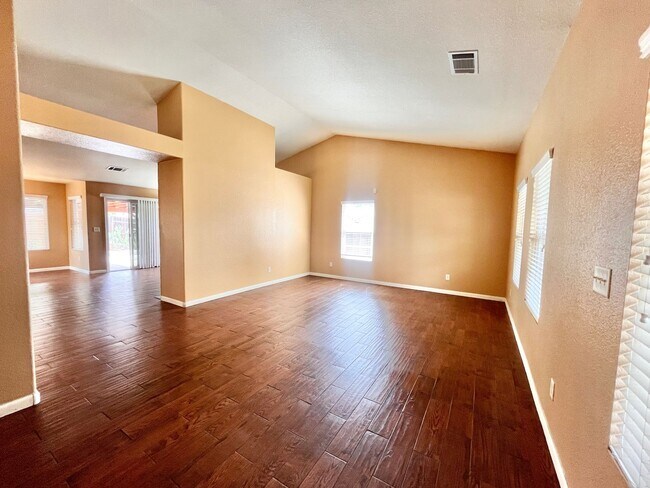 Building Photo - Charming 4-Bedroom, 2-Bath Home on a Corne...