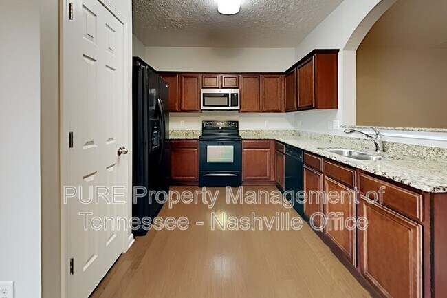 Building Photo - 1221 Bainbridge Dr