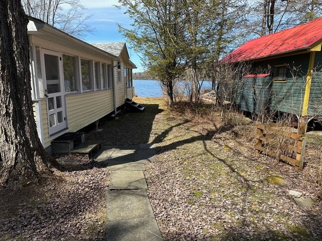 Building Photo - 38 Jay Vee Wy