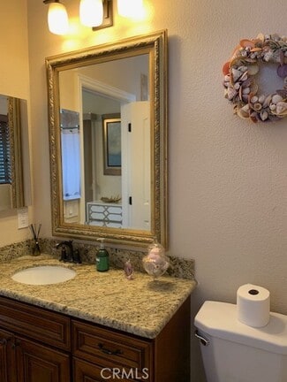 Building Photo - 1741 S Vallecito Dr