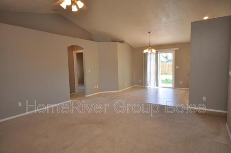 Primary Photo - 16870 N Barrymore Dr