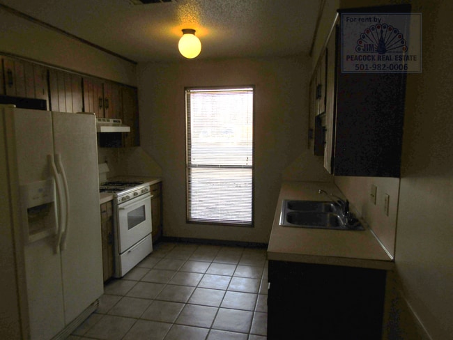 Building Photo - 500 Cherrie Ave