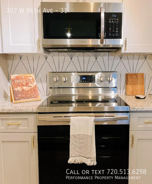 Foto del edificio - 707 W 96th Ave