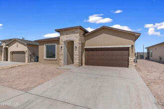 Building Photo - 13653 Baja Vista Ct