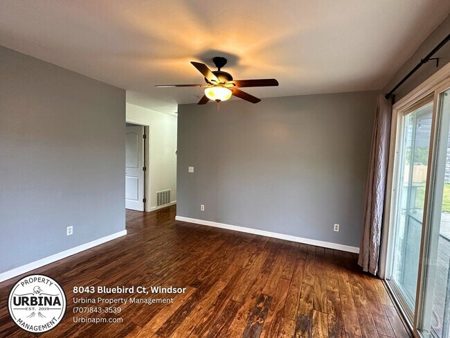 Building Photo - Charming Single-Level Home in Cul-de-sac w...