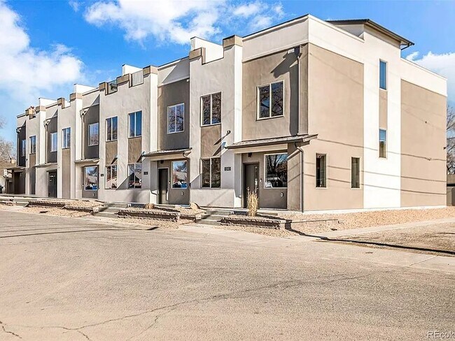 Foto del edificio - 1290 N 13th St