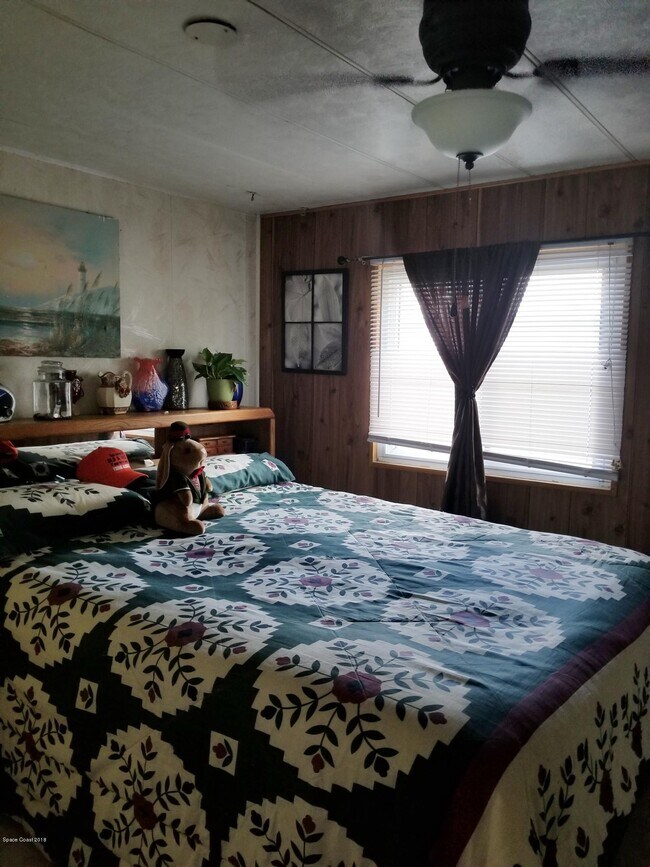 Foto del edificio - 197 Holiday Park Blvd NE