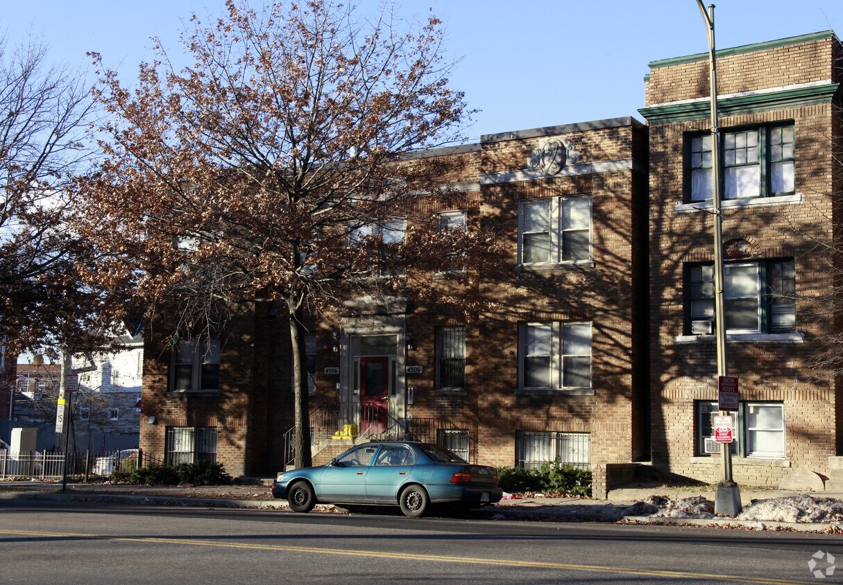 Foto del edificio - 4506 Georgia Ave NW