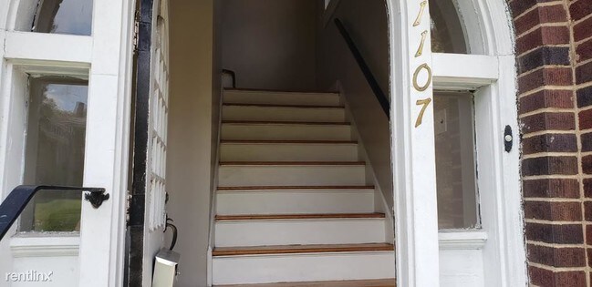 Foto del edificio - 1107 N Highland Ave