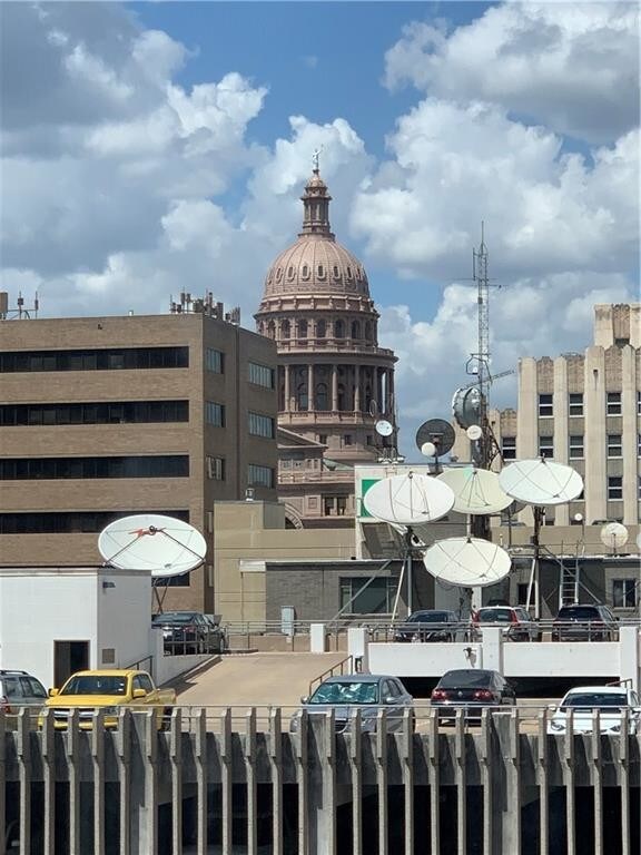 Foto principal - 800 Brazos St