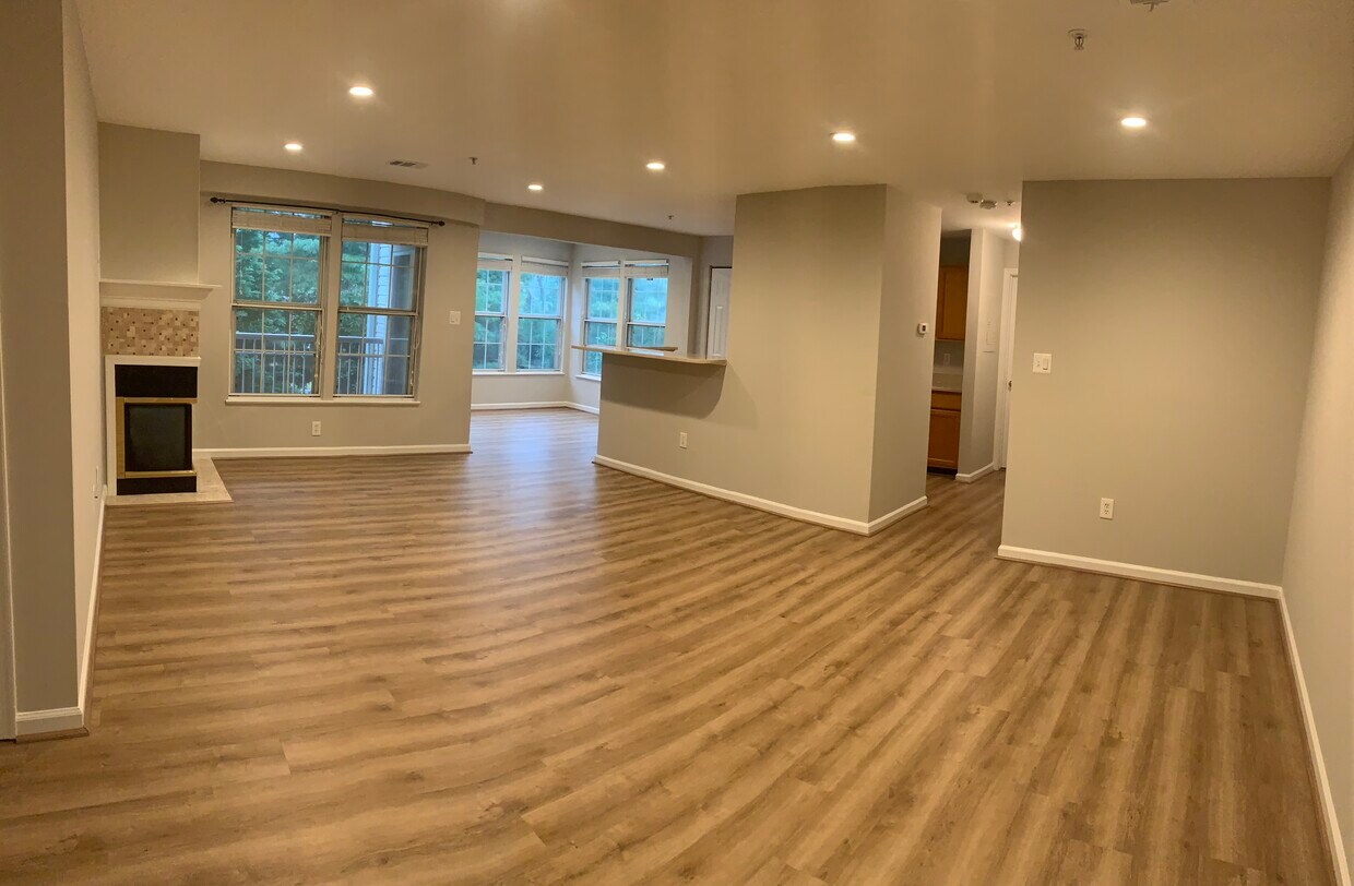 7520 Snowpea Ct Unit G, Alexandria, VA 22306 Condo for Rent in