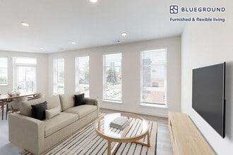 Building Photo - 2600 Lawrence St