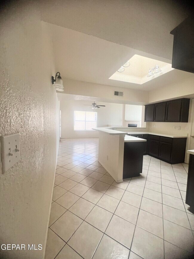 Foto del edificio - 7317 Desierto Azul Dr