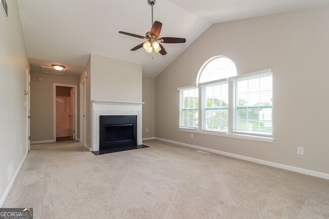 Foto del edificio - 120 Villa Ridge Dr