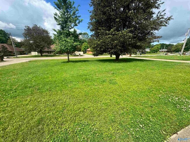 Building Photo - 107 Sanibell Cir