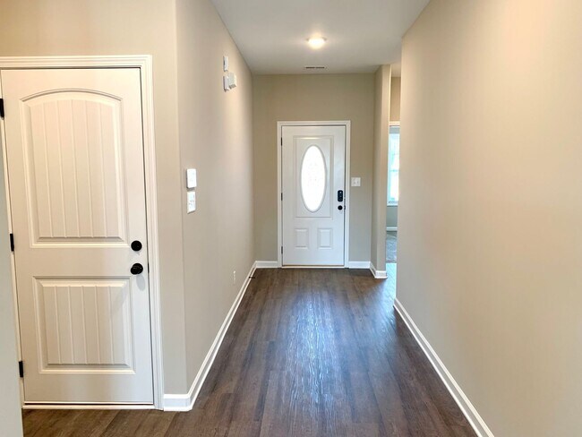 Building Photo - 1406 Citadel Dr