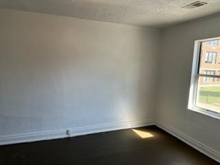 Building Photo - 209 Glenwood Ave