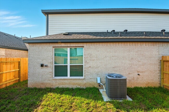 Building Photo - 1794 Peach Creek Dr