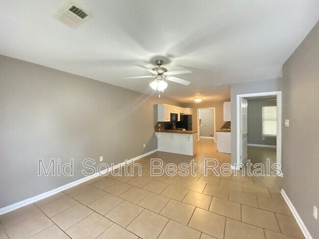 Foto del edificio - 321 Clint Rd