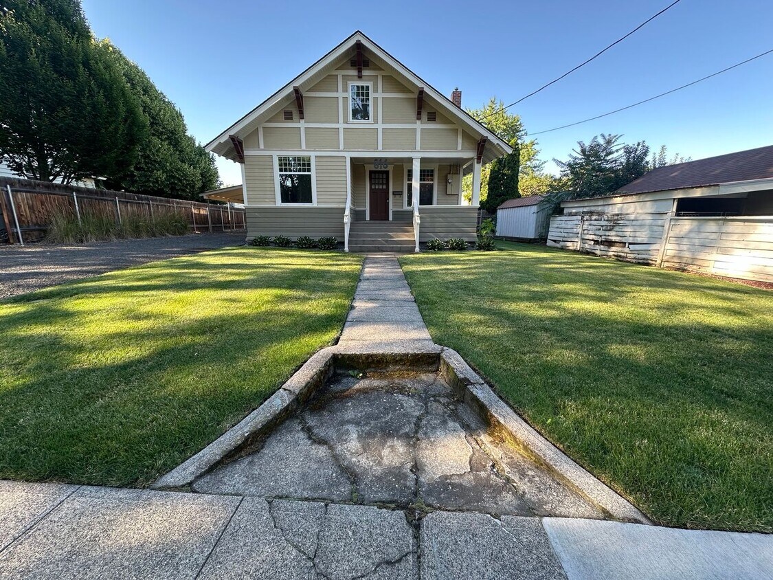 816 Alvarado Terrace, Walla Walla, WA 99362 House Rental in Walla