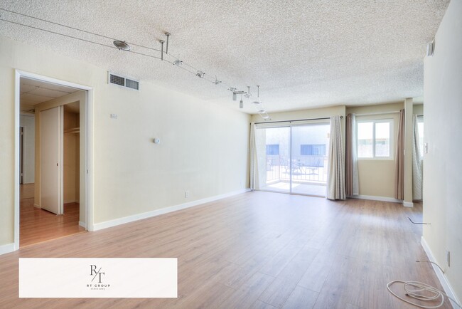 Building Photo - Beautiful 2BR/2BA Home in Pasadena – Prime Location!