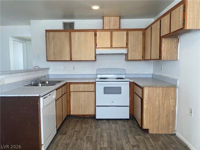 Building Photo - 1954 Nebula Dr