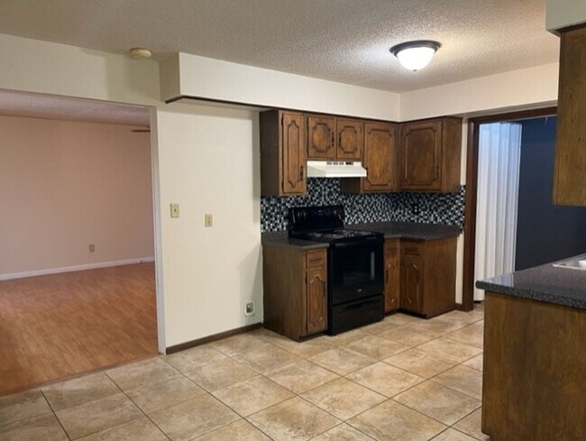 Foto del edificio - 3 Bedroom, 2 Bathroom, Great Location!