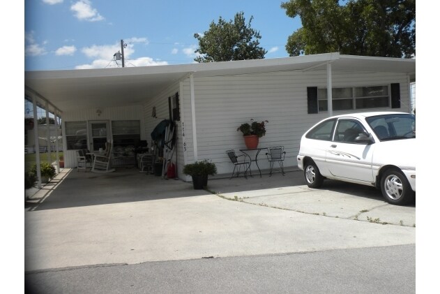 Foto del edificio - College Park Moble Home Park