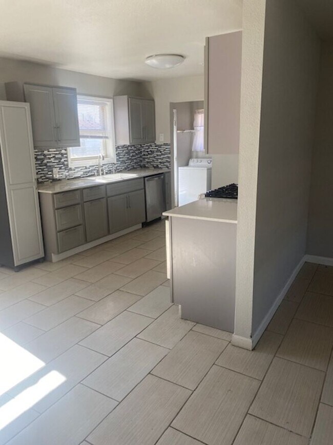 Foto del edificio - 1616 SW 61st St