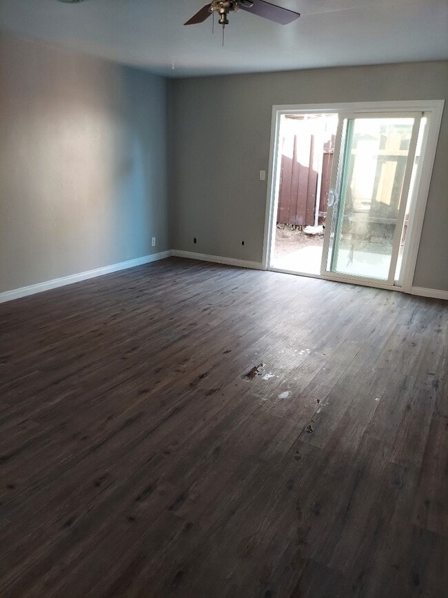 Building Photo - 458 Grand Avenue, Unit D