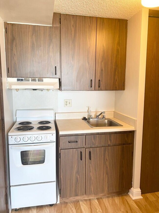 Photo - Salt Lake - Five Regents: Studio 1 bath wi... Apartment