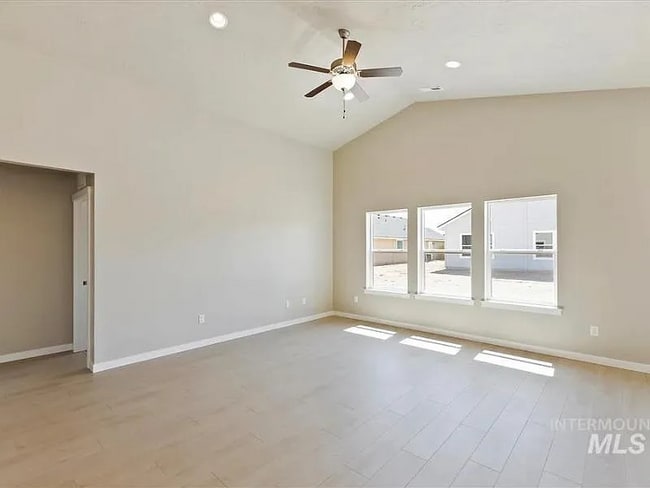 Building Photo - 11407 W Annata St