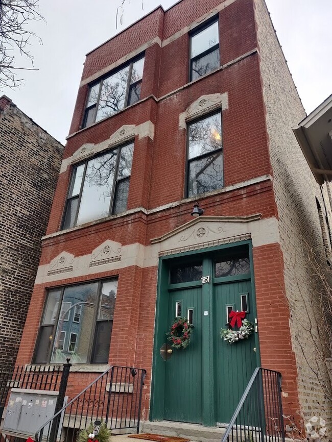 Building Photo - 1851 N Hoyne Ave
