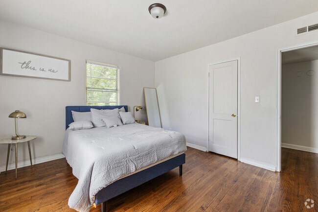 2BR, 1BA - 1,025SF - Bedroom 2 - Brick Pointe