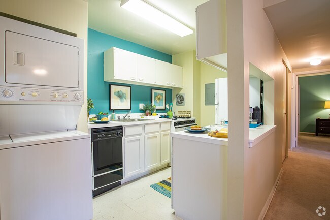 Windsor- 2HAB, 1BA - Ashton Square Apartments