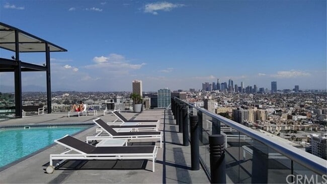 Building Photo - 3810 Wilshire Blvd