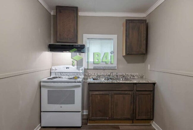 Building Photo - 907 L S Glencamp Way