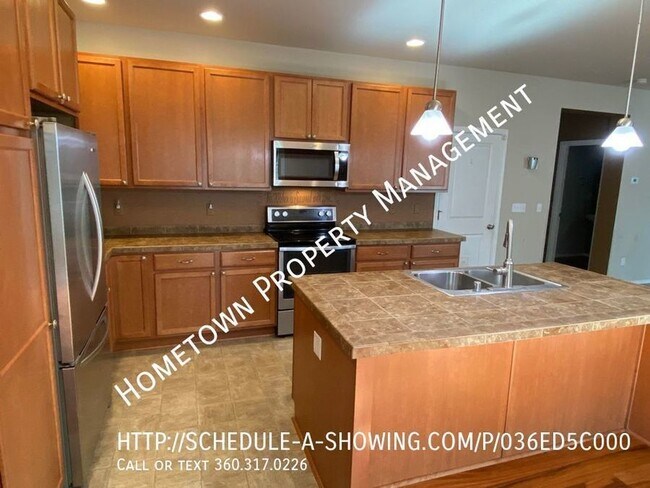Building Photo - 4 Bedroom Home in Meridian Campus - Availa...