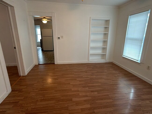 Building Photo - 184 Hoffman St