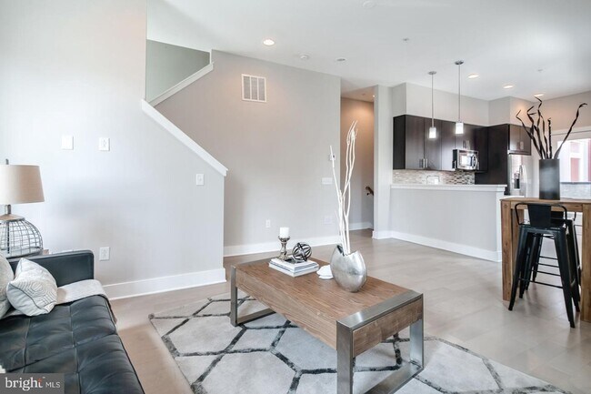 Foto del edificio - Northern Liberties Townhome with Parking