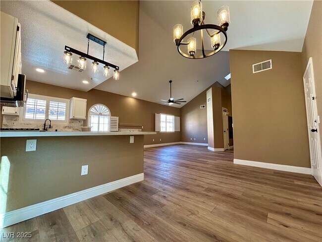 Foto del edificio - 2925 Wigwam Pkwy