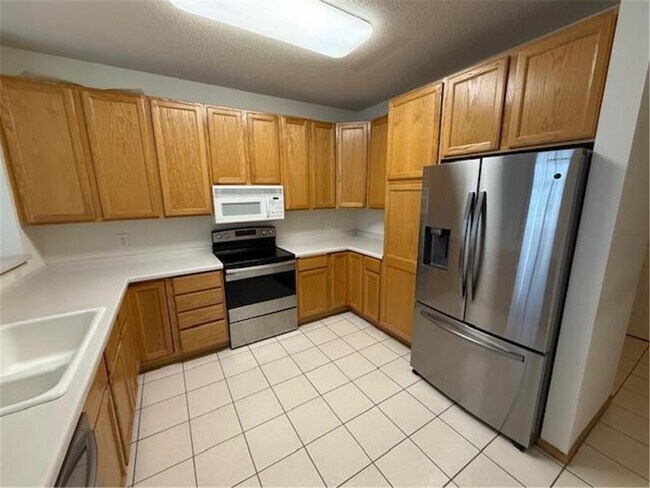 Building Photo - 14378 Raymond Ln
