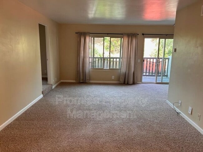 Foto del edificio - 2929 Fire Mountain Dr