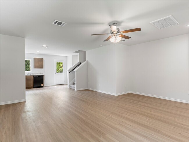Foto del edificio - 304 N Orange St