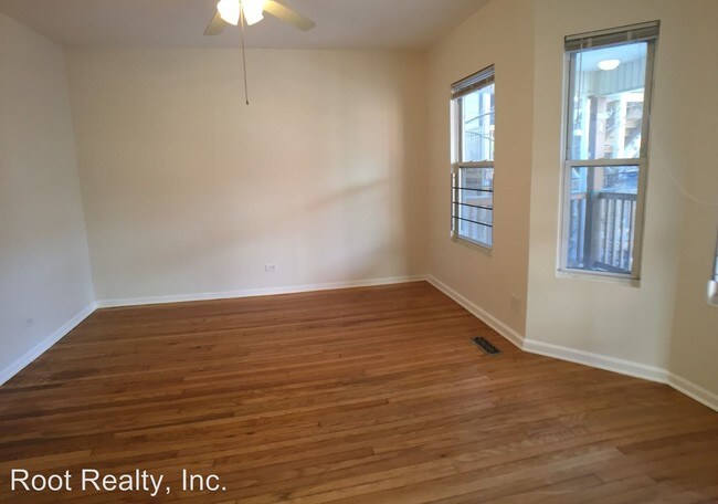 Building Photo - 4635 N Damen Ave