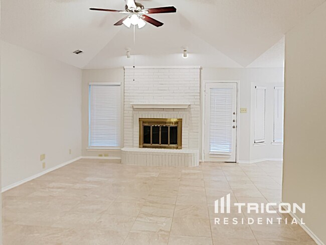 Foto del edificio - 6003 Meadowside Trail